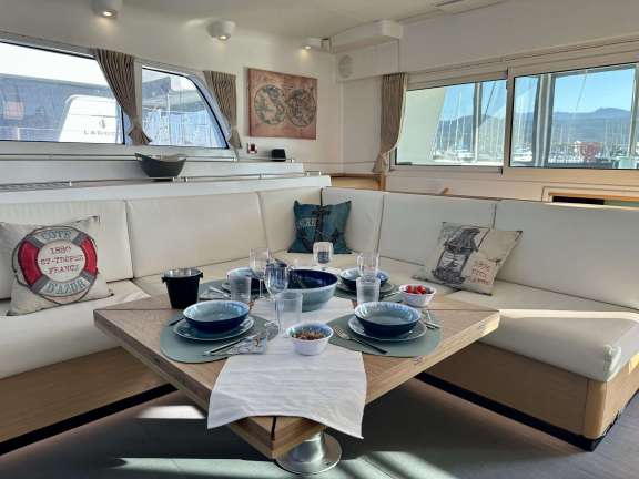 Image of Infinity yacht #3