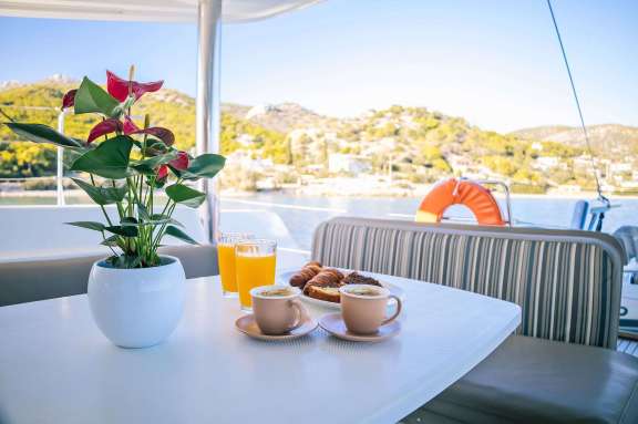 Image of WHITE PEARL yacht #14