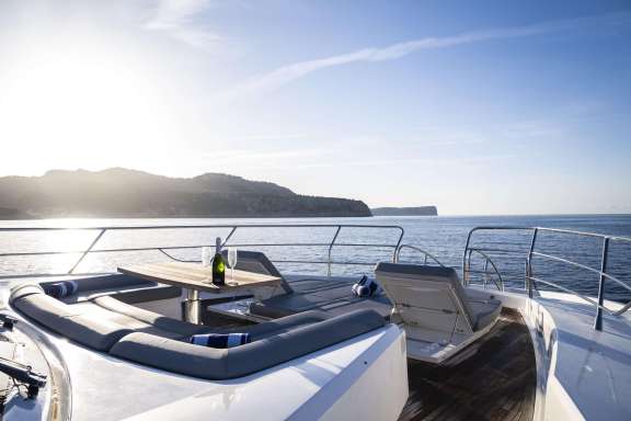 Image of MAKANI II yacht #2