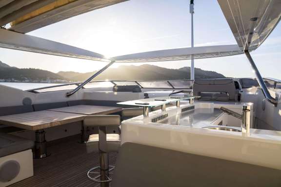 Image of MAKANI II yacht #3