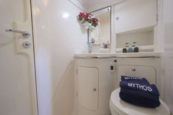 Image of MYTHOS yacht #13