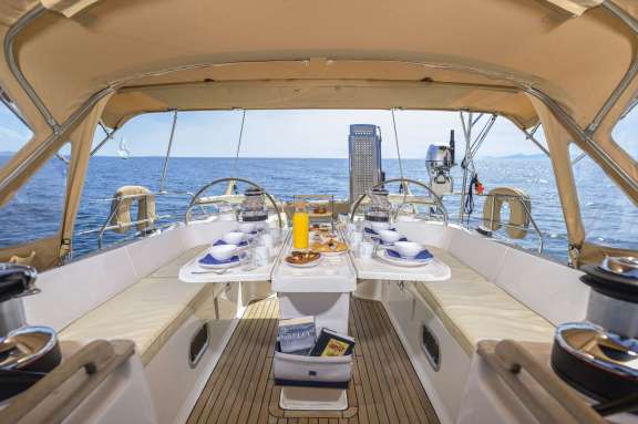 Image of MYTHOS yacht #14