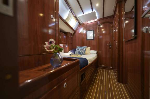 Image of MYTHOS yacht #8