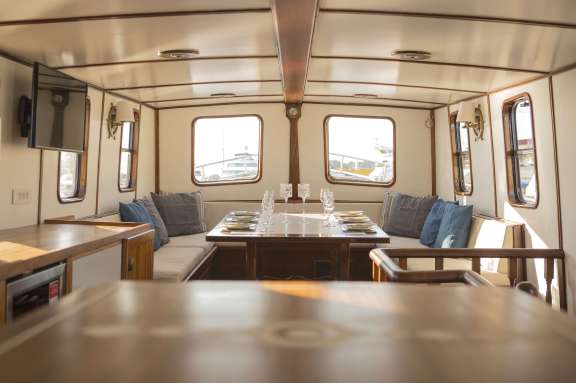 Image of Cosmos yacht #2