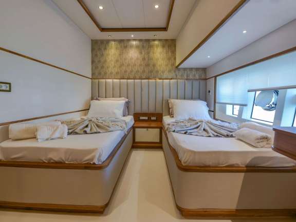 Image of FLOKI yacht #8