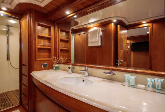 Image of FREEDOM yacht #8