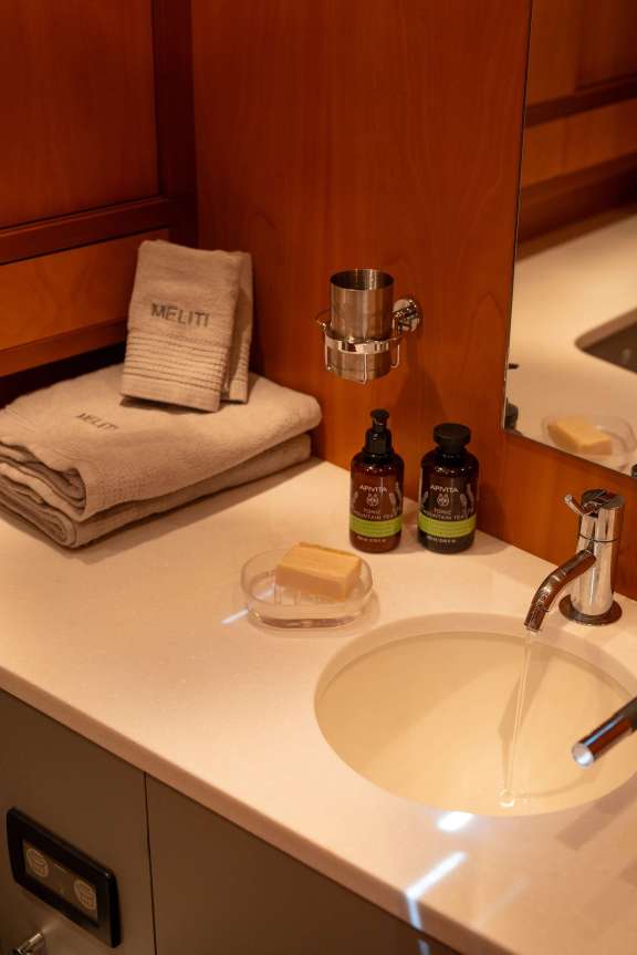 Image of S/Y MELITI yacht #18