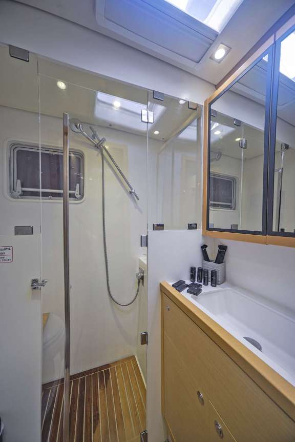 Image of AURA yacht #9