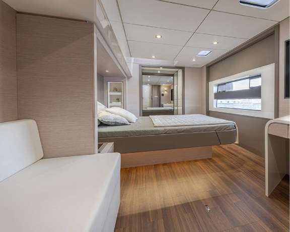 Master cabin with walk-in closet