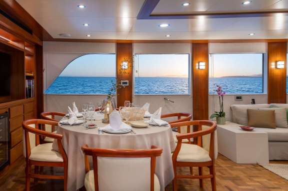 Image of TAKA yacht #4