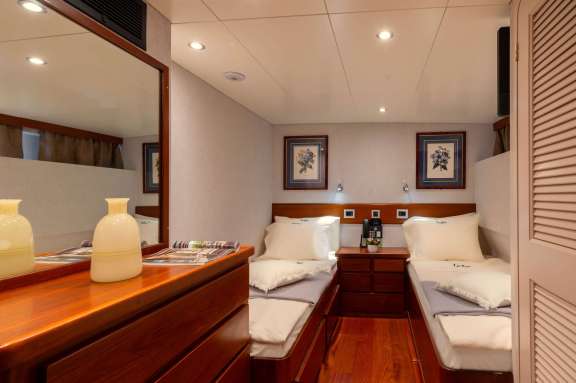 Image of TAKA yacht #7