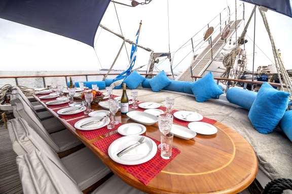 Image of STELLA QUEEN yacht #4