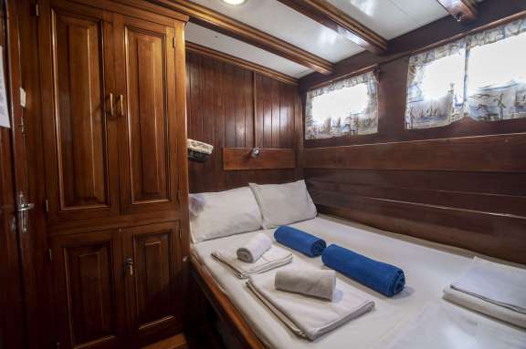 Image of STELLA QUEEN yacht #6