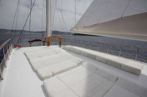 Image of ELARA 1 yacht #11