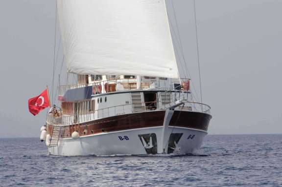 Image of ELARA 1 yacht #12
