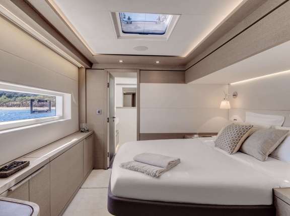 Double Cabin