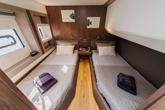 Image of OCEAN LOUNGE yacht #15