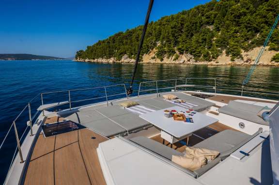 Image of OCEAN LOUNGE yacht #4