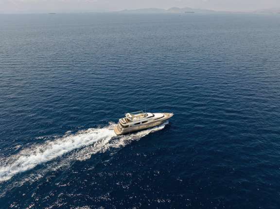 Image of WHY yacht #10