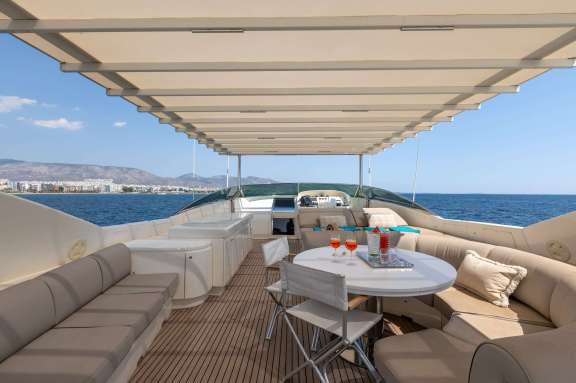 Image of WHY yacht #5