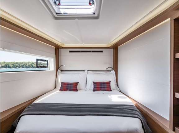 Image of MOONDANCE yacht #5