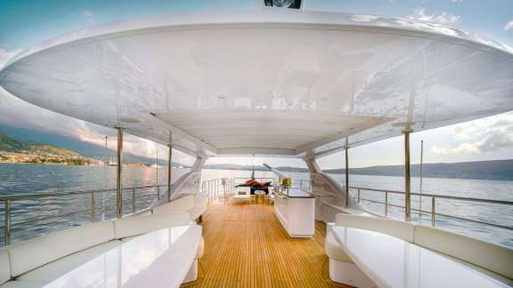 Image of LARGO yacht #15