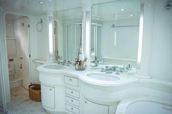 Image of Dream yacht #6