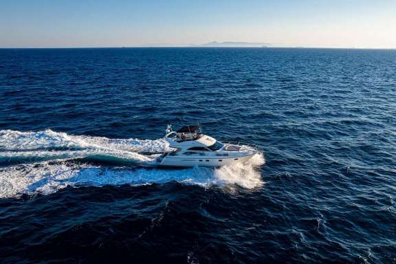 Image of CARINA yacht #13