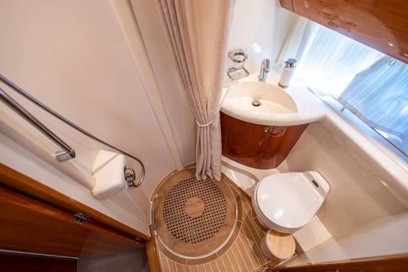 Master Suite Bathroom