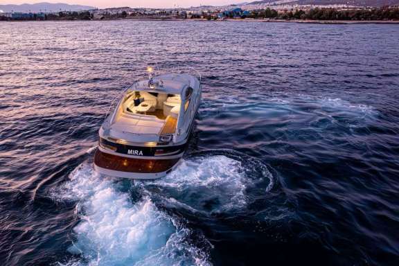 Image of MIRA yacht #12