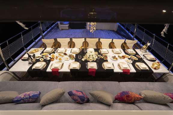 Image of QUEEN OF RTT yacht #3