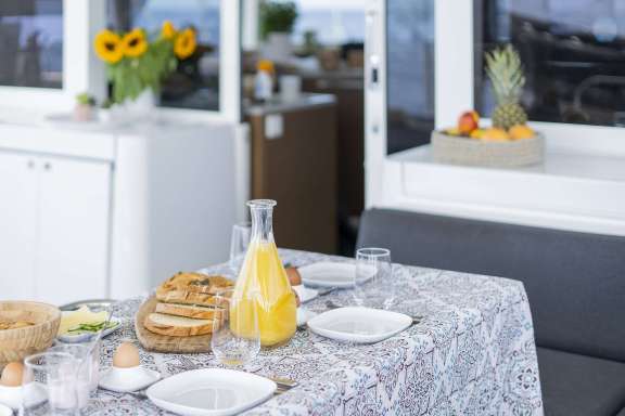 Image of TAMIRO yacht #10