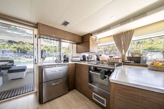 Image of TAMIRO yacht #14