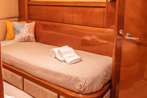 Image of GEKTOR yacht #12