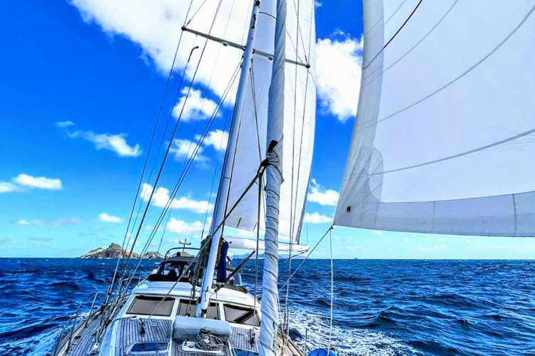Under full Sail
