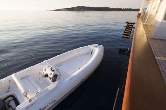 Image of LIBRA Y yacht #4