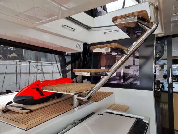 Image of Pearly Gates yacht #17