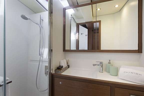 Image of PHANTOM yacht #9