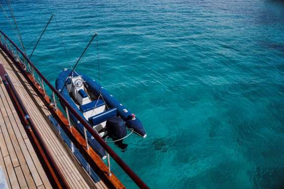 Image of Capricorn One yacht #14