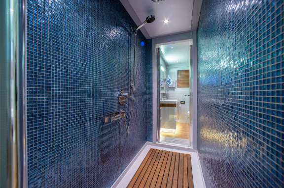 Image of ONLY NOW yacht #18