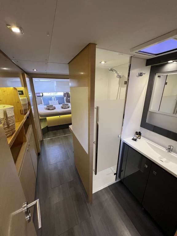 Image of IZABELLA yacht #13