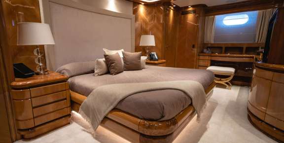 Upper Deck Aft Lounge Area