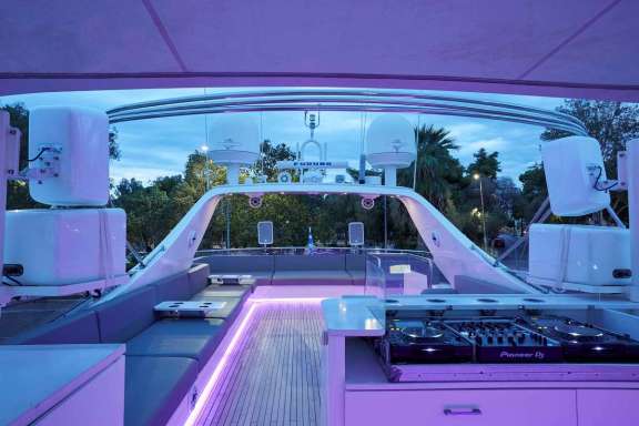 Image of DREAM yacht #14