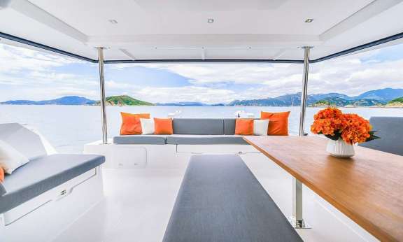 Out Dinning & Sitting Area