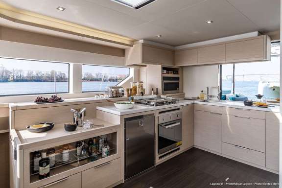 Image of Valinor yacht #16