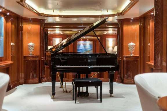 Image of JOIA The Crown Jewel yacht #17