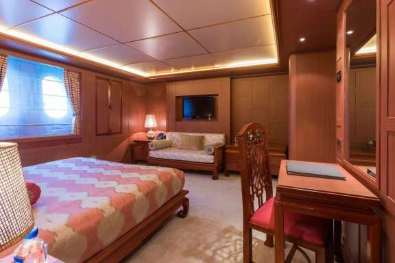 Image of JOIA The Crown Jewel yacht #9
