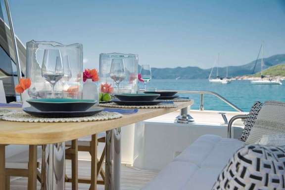 Image of SIR HENDRIK yacht #15