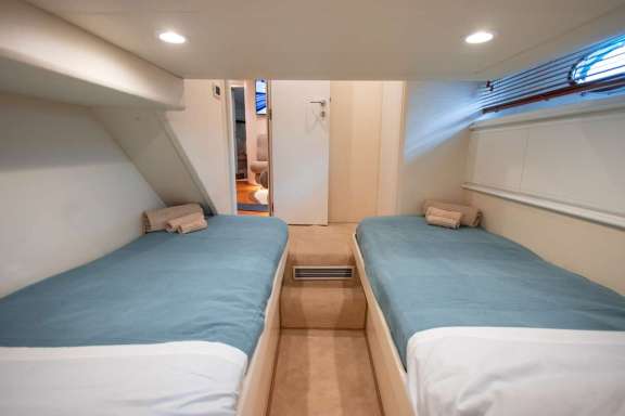 Image of Mira yacht #7