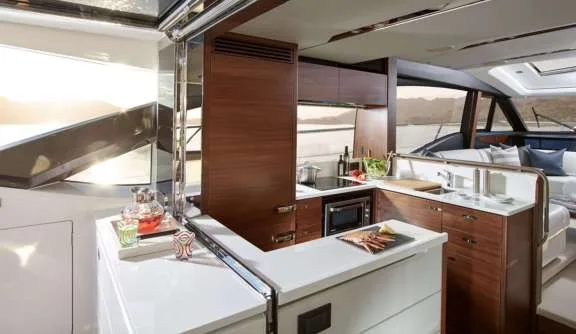 Image of FAR & AWAY yacht #14